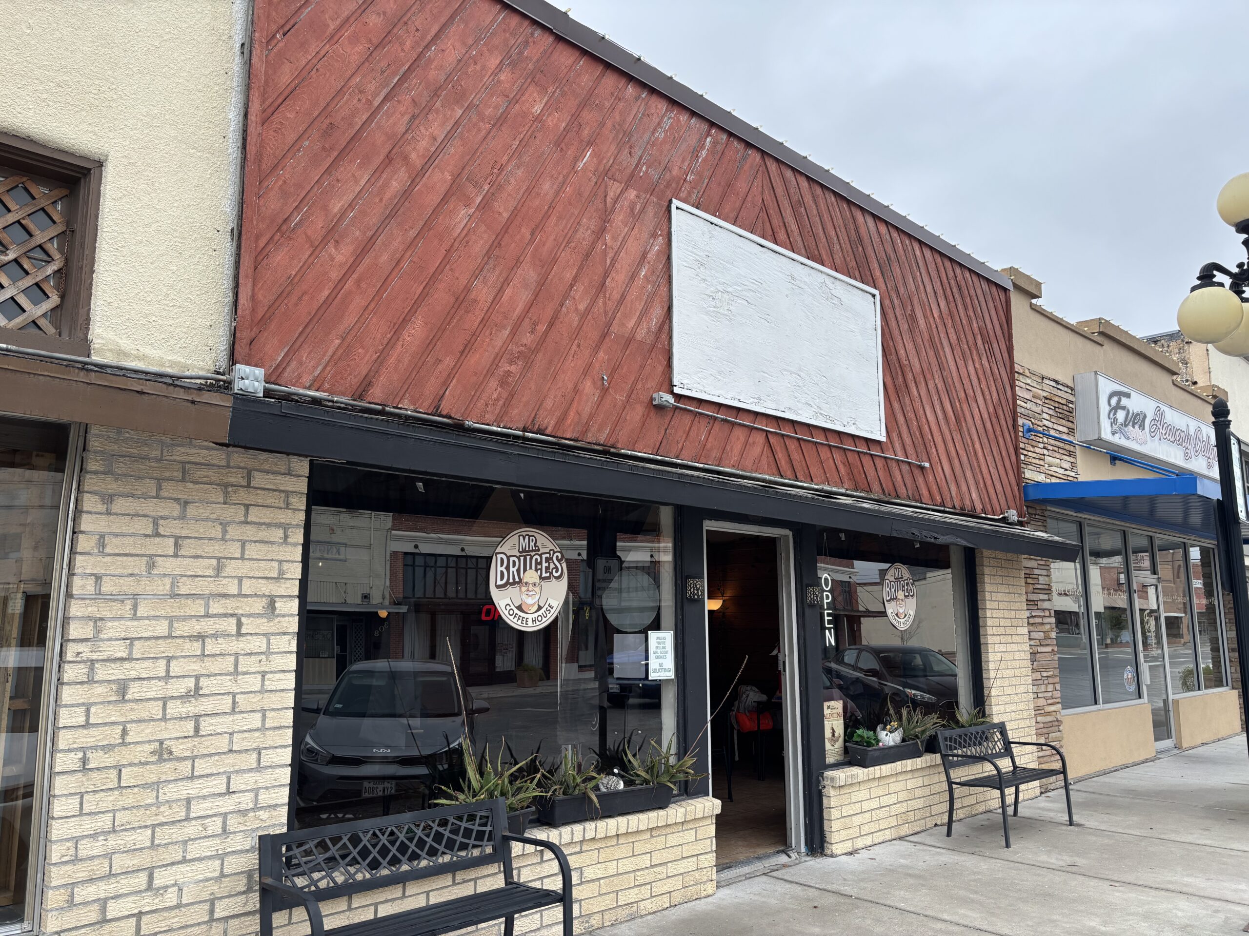 Mr Bruce’s Coffee House, Kingsville, Texas.